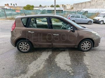 Renault Scénic · Ano 2011