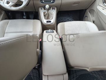 Renault Scénic · Ano 2011