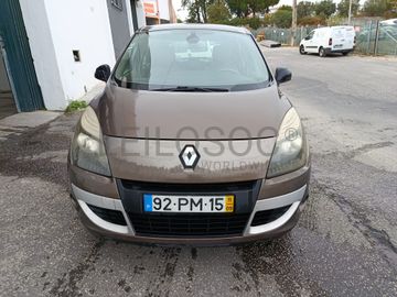 Renault Scénic · Ano 2011