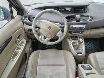 Renault Scénic · Ano 2011