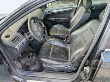 Opel Astra · Ano 2008