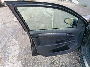 Opel Astra · Ano 2008