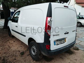 Renault Kangoo 1.5 DCi · Ano 2015