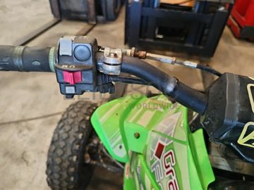 Kawasaki KSF 450 B · Ano 2010