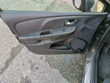 Renault Clio · Ano 2017