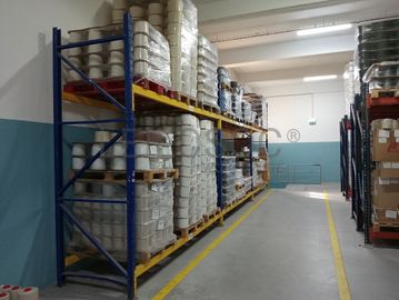 Estantes Industriais · Stock