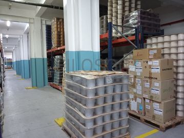 Estantes Industriais · Stock