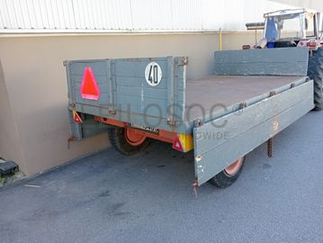 Trator e Reboque Agrícola