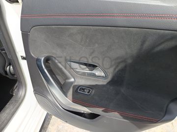 Mercedes-Benz CLA 180 · Ano 2019