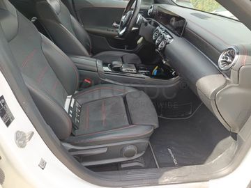 Mercedes-Benz CLA 180 · Ano 2019