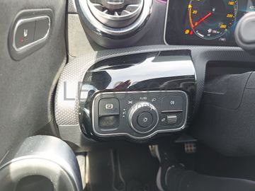 Mercedes-Benz CLA 180 · Ano 2019