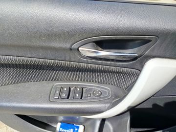 BMW 118d · Ano 2012