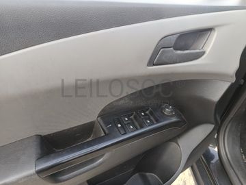 Chevrolet Aveo · Ano 2013
