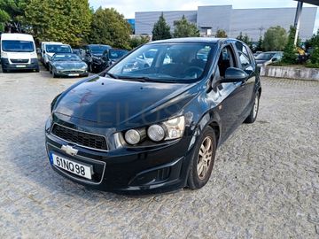 Chevrolet Aveo · Ano 2013