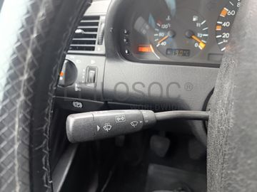 Mercedes-Benz C250 · Ano 1997