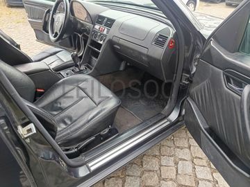 Mercedes-Benz C250 · Ano 1997