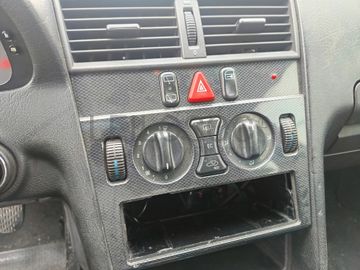 Mercedes-Benz C250 · Ano 1997