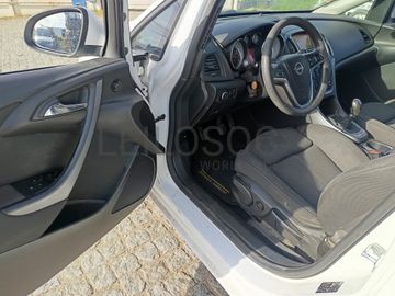 Opel Astra · Ano 2015