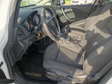 Opel Astra · Ano 2015