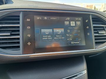 Peugeot 308 · Ano 2015