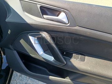 Peugeot 308 · Ano 2015