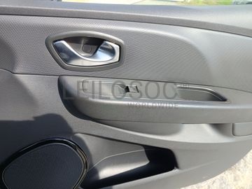 Renault Clio · Ano 2020