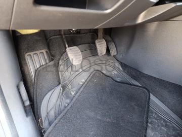 Renault Clio · Ano 2020