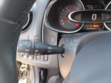 Renault Clio · Ano 2020