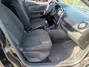 Renault Clio · Ano 2020