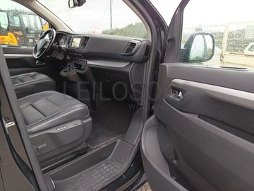 Peugeot Expert Traveller · 8 Lugares · Ano 2018