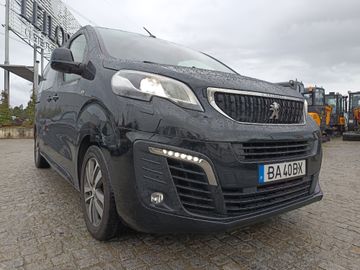 Peugeot Expert Traveller · 8 Lugares · Ano 2018