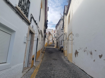 Moradia em Ruínas · Elvas