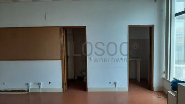 Loja · Torres Novas, Santarém