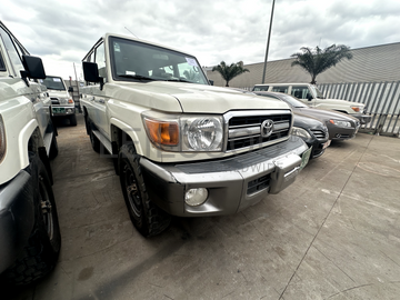 TOYOTA LAND CRUISE