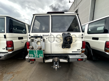 TOYOTA LAND CRUISER