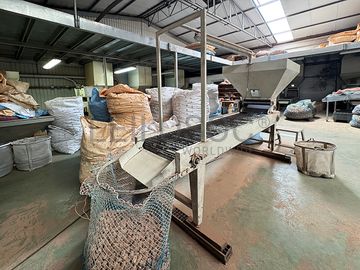 Equipamentos Industriais, Ferramentaria, de Escritório e Mobiliário