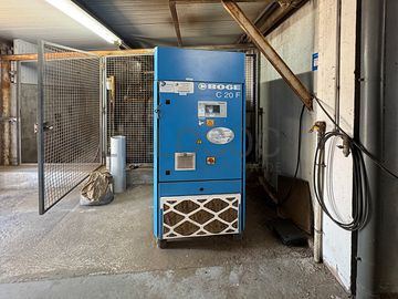 Equipamentos Industriais, Ferramentaria, de Escritório e Mobiliário