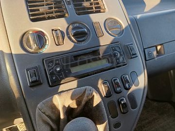 Mercedes-Benz Vito 110 CDI · Ano 2003