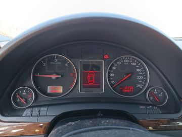 Audi A4 · Ano 2004