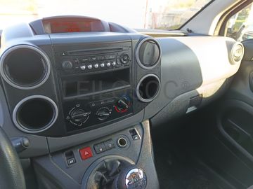 Peugeot Partner · Ano 2013