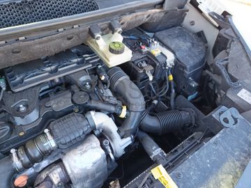 Peugeot Partner · Ano 2013