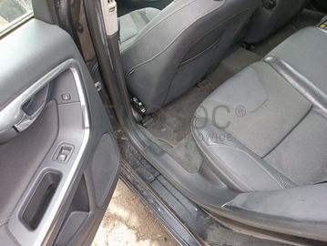 Volvo V60 D4 · Ano 2013