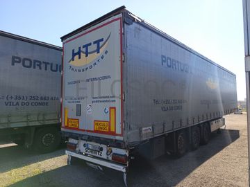 Veículos Pesados de Mercadorias · Ligeiros · Semirreboques