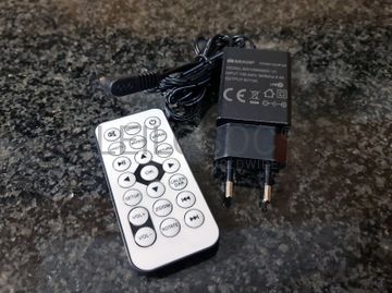 Expositor Multimédia Braun