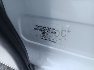 Peugeot 308 1.5 BlueHdi · Ano 2020