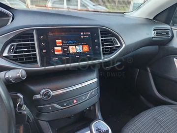 Peugeot 308 1.5 BlueHdi · Ano 2020