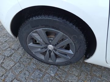 Peugeot 308 1.5 BlueHdi · Ano 2020