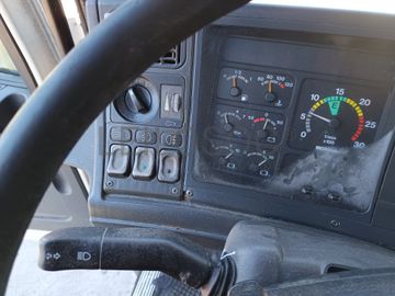 Cisterna Scania 260 · Transporte Cereais · Ano 2001