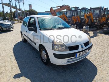 Renault Clio · Ano 2005