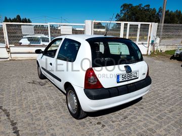 Renault Clio · Ano 2005